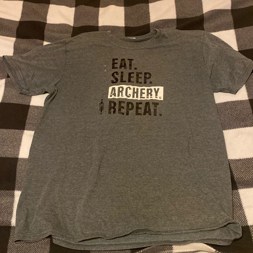Men’s T-Shirt size Large